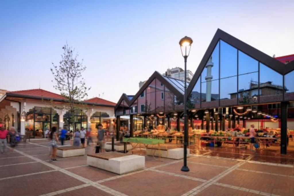 "Tata'S New Home!" Tirana Exterior photo